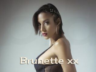 Brunette_xx