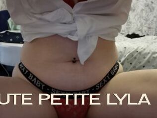 CUTE_PETITE_LYLA