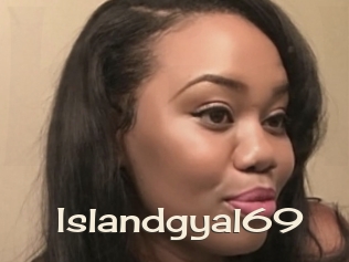 Islandgyal69