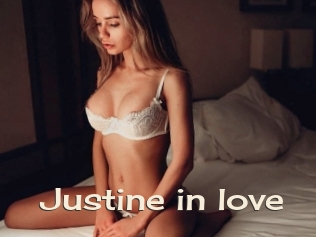 Justine_in_love