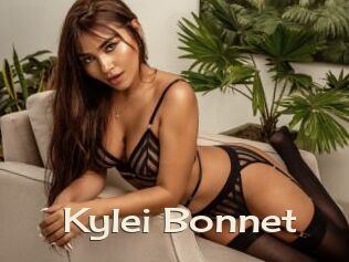 Kylei_Bonnet