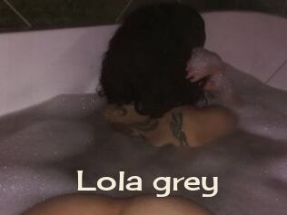 Lola_grey