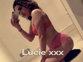 Lucie_xxx