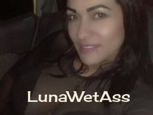 LunaWetAss