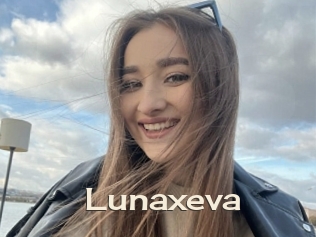 Lunaxeva
