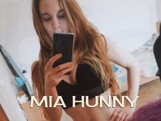 MIA_HUNNY