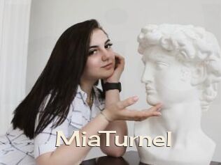 MiaTurnel