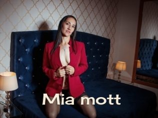 Mia_mott