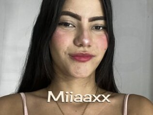 Miiaaxx