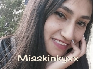 Misskinkyxx