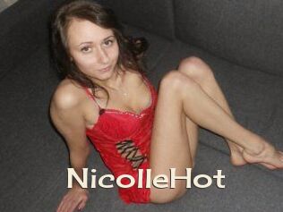 NicolleHot