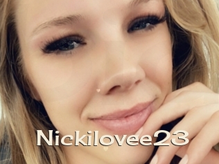 Nickilovee23