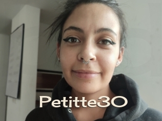 Petitte30