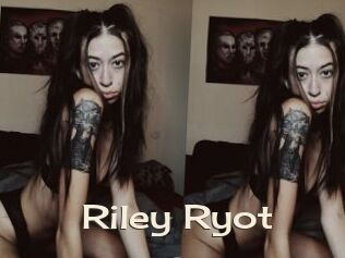 Riley_Ryot