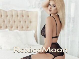 RoxieeMoon