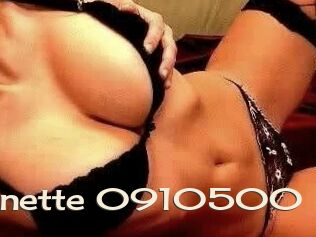 SexyBrunette-0910500
